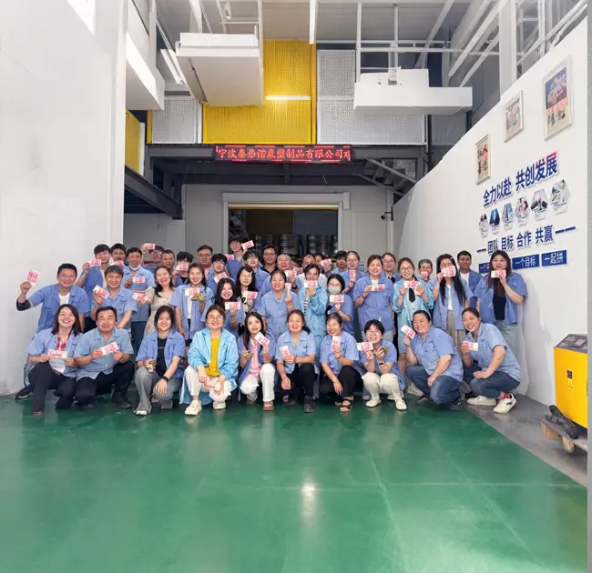 El equipo central de Taifno potencia la fabricación china con profesionalismo y dedicación